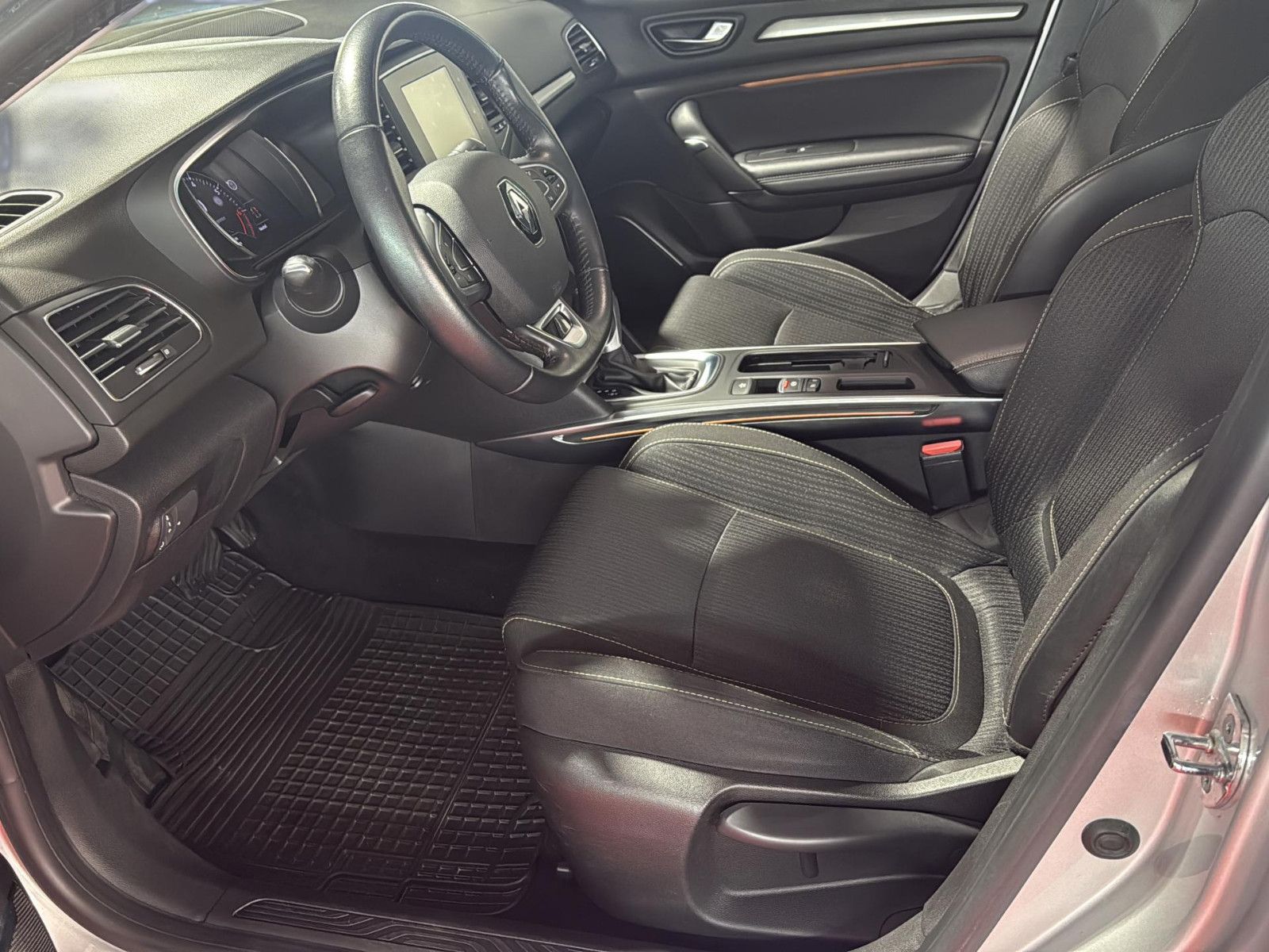 Fahrzeugabbildung Renault Megane IV Grandtour / Steuerkette+Kopfd. neu