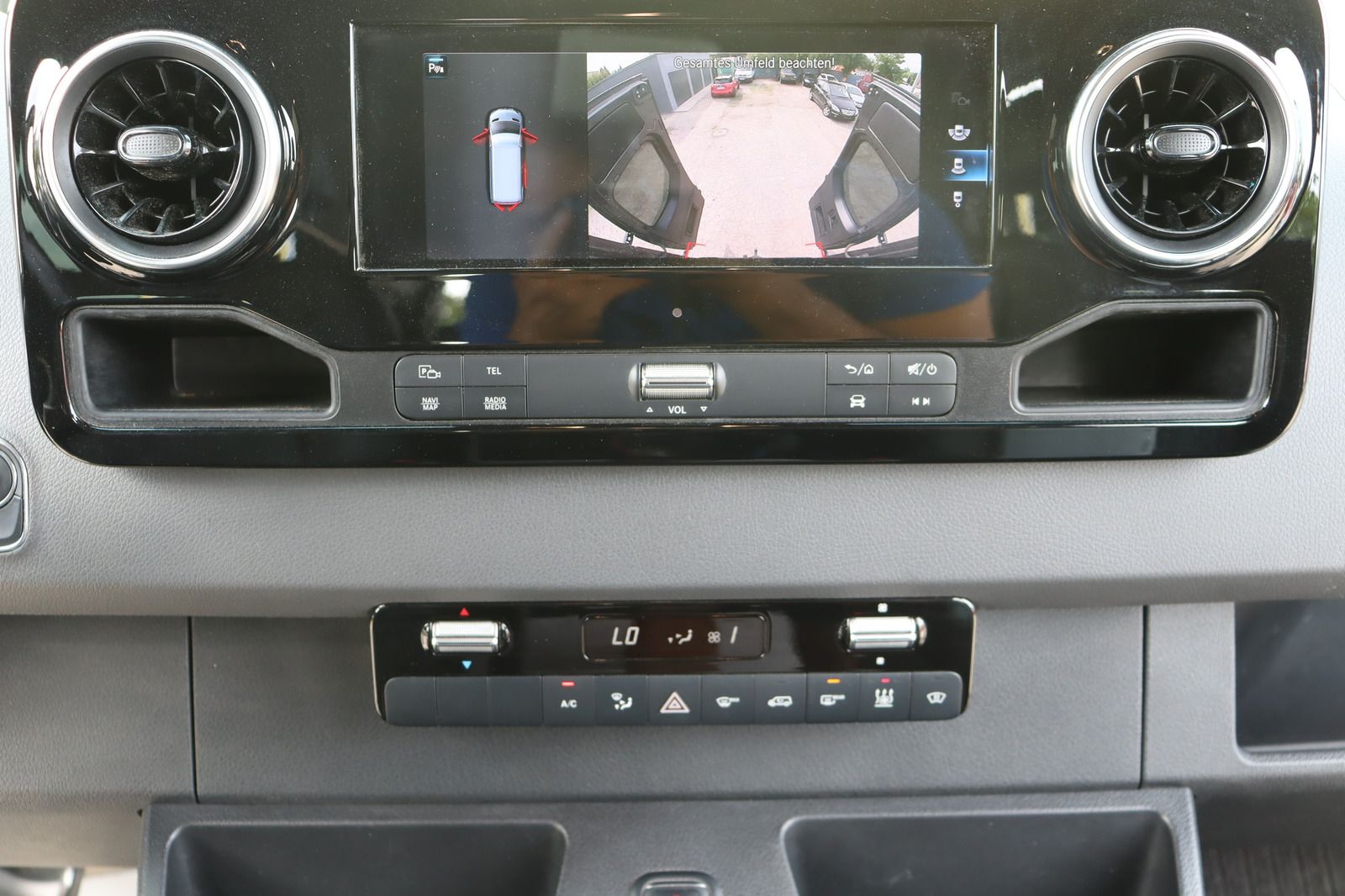 Fahrzeugabbildung Mercedes-Benz Sprinter AAC * Sitzhzg * EXTRALANG * XXL * Maxi