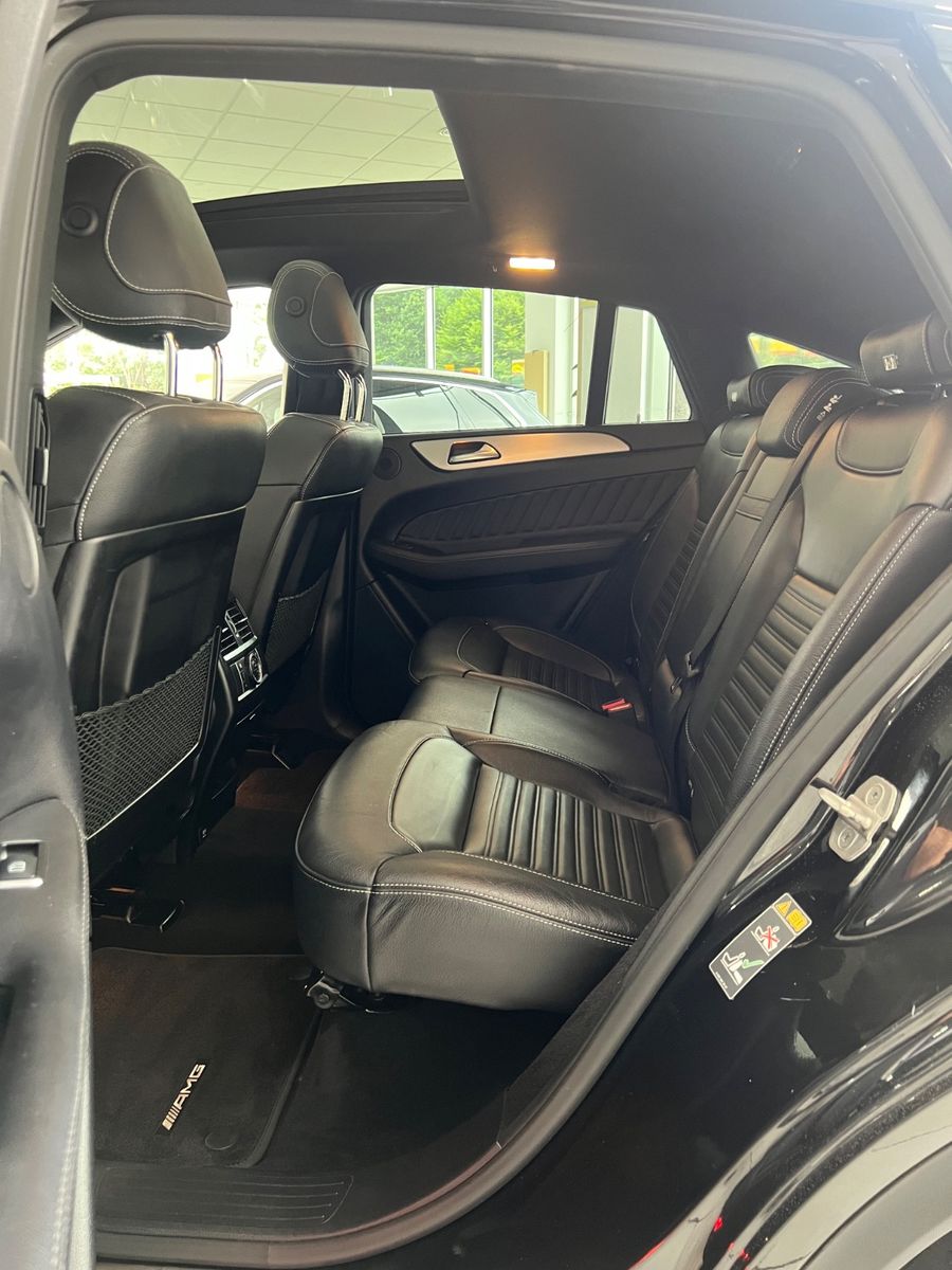 Fahrzeugabbildung Mercedes-Benz GLE 350 d Coupe 4Matic AMG LINE *PANO*360°