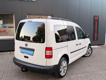 Volkswagen Caddy - 10