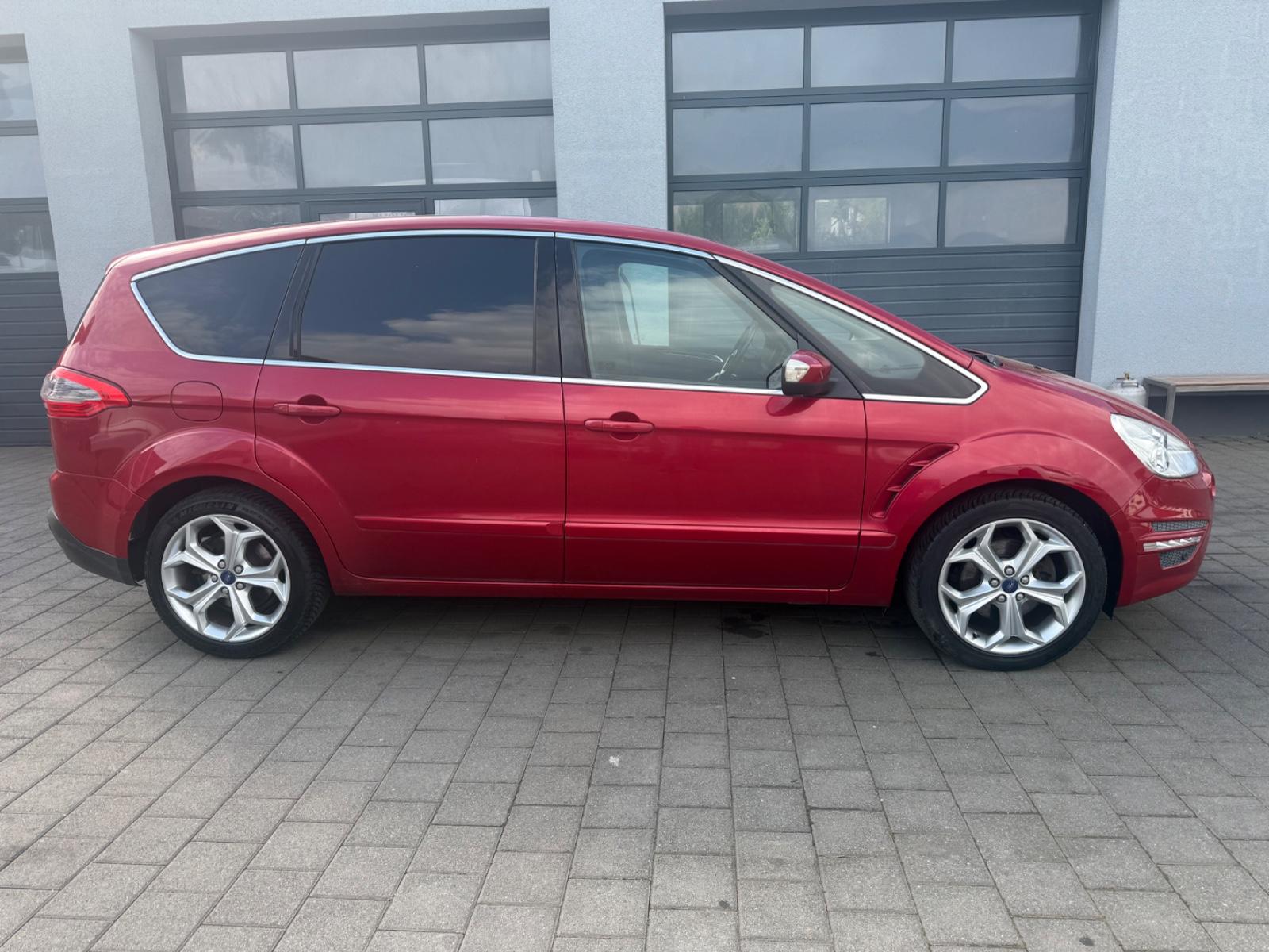 Ford S-Max 2,0 TDCi 103kW DPF Titanium