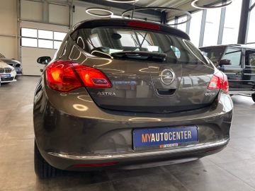 MYAUTOCENTER – Gebraucht- und Jahreswagen mit Werkstattservice in Pfaffenhofen Opel Astra J Lim. 5-trg. Selection *Klima*Navi*SHZ*