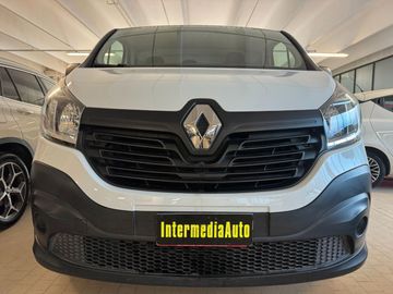 Renault Trafic - 2