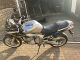 Yamaha FZ 6 Fazer - YAMAHA 2004 FZ6 FAZER