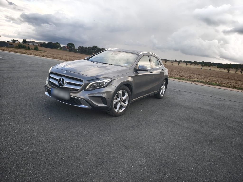 Image of Mercedes-Benz GLA 200