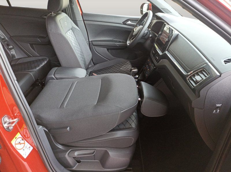 Fahrzeugabbildung Volkswagen T-Cross 1.5 TSI DSG R-Line