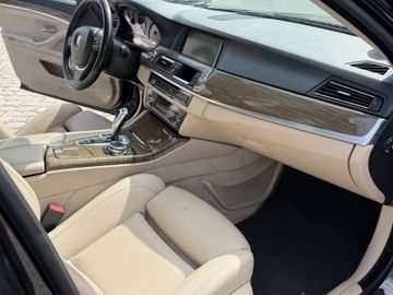 BMW 525 - 12