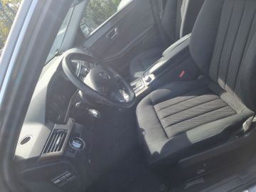 Mercedes E 250 - 7