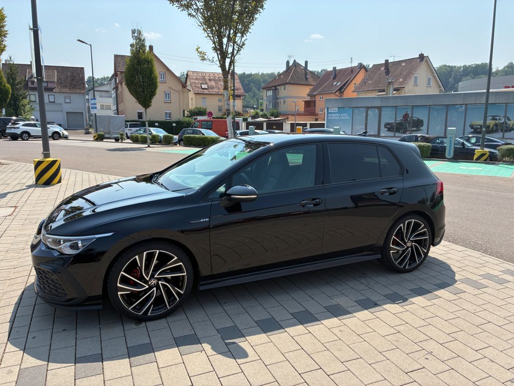 Image of Volkswagen Golf