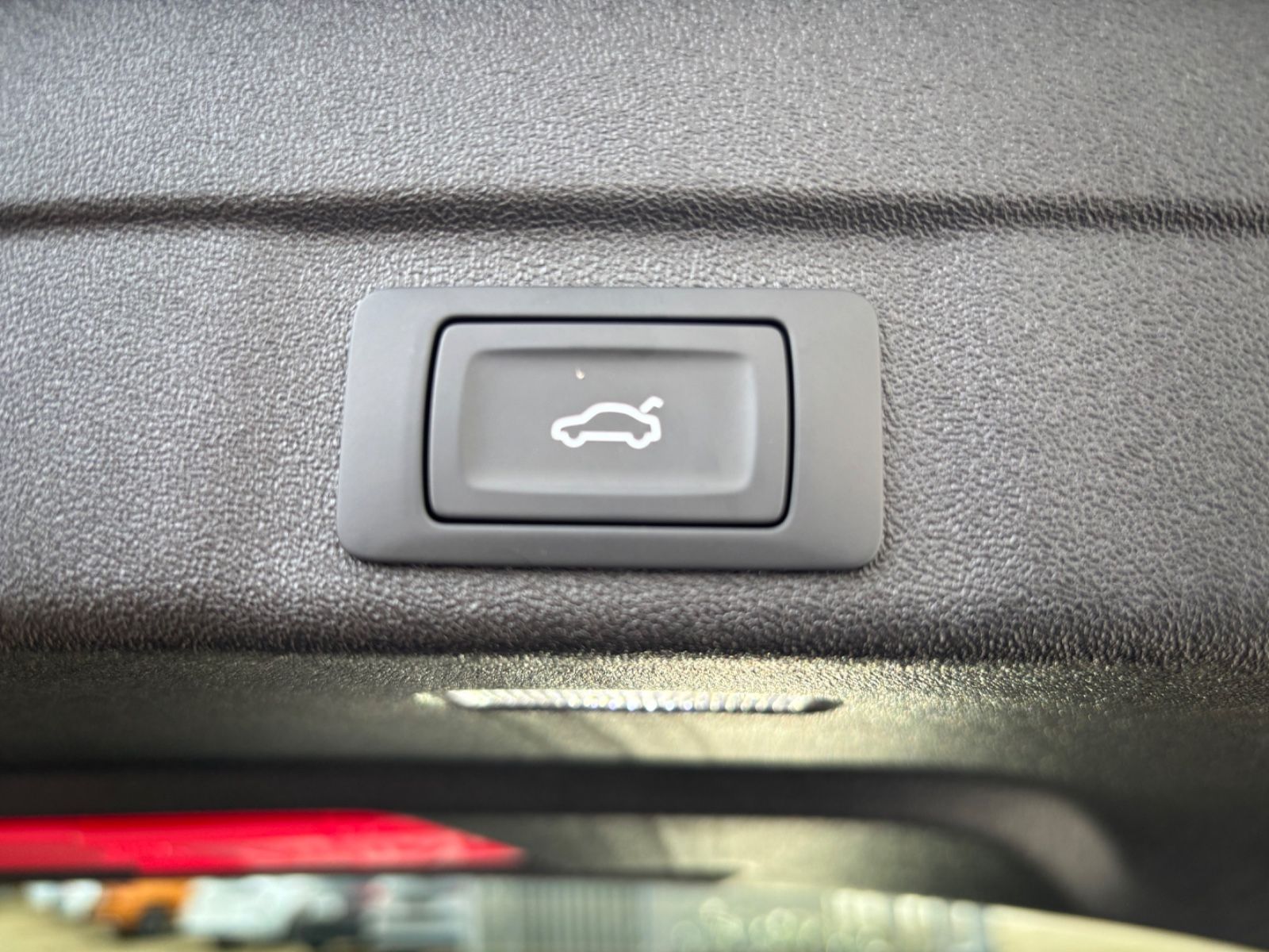 Fahrzeugabbildung Audi A5 Avant TFSI AHK ACC Kam