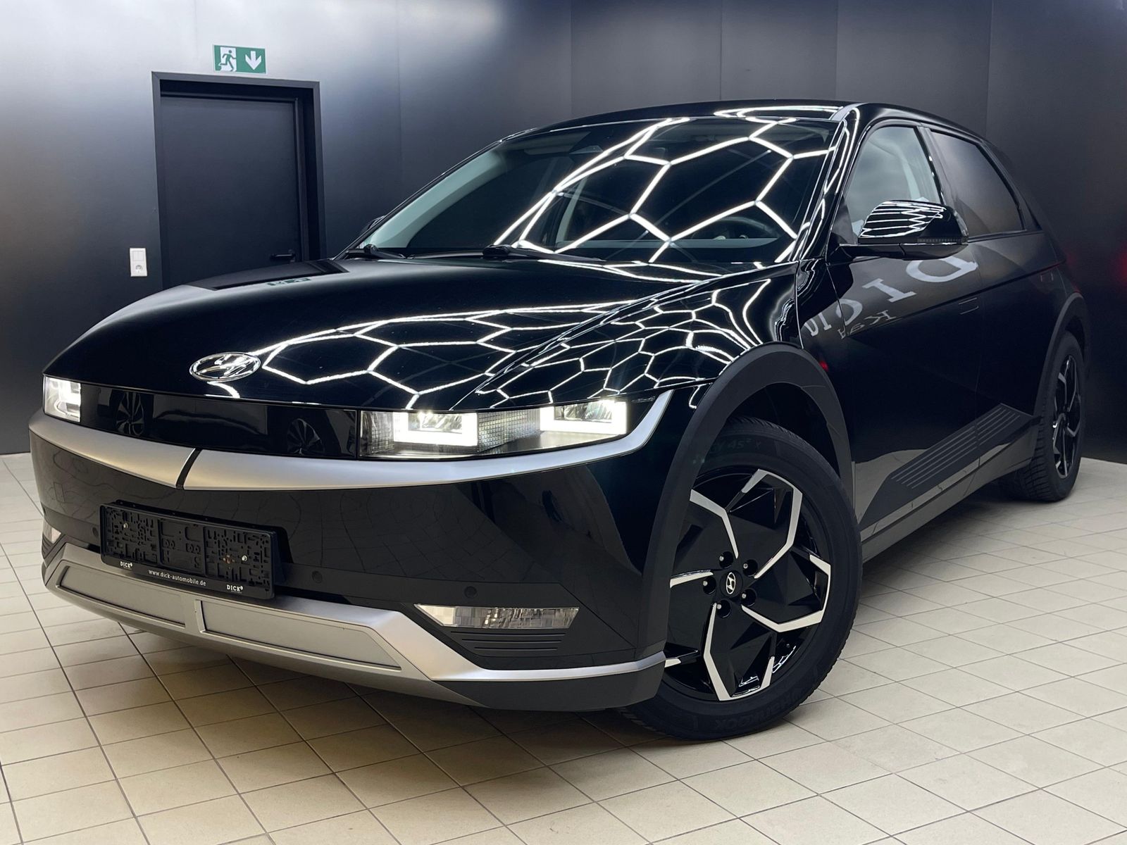 Fahrzeugabbildung Hyundai Ioniq 5 Dynamiq LED+NAVI+SITHZ+KAMERA+ACC+WP+19"