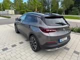 Opel Grandland (X) 1.6 Hybrid Ultimate Auto Ultimate - Opel Grandland (X): Von Privat
