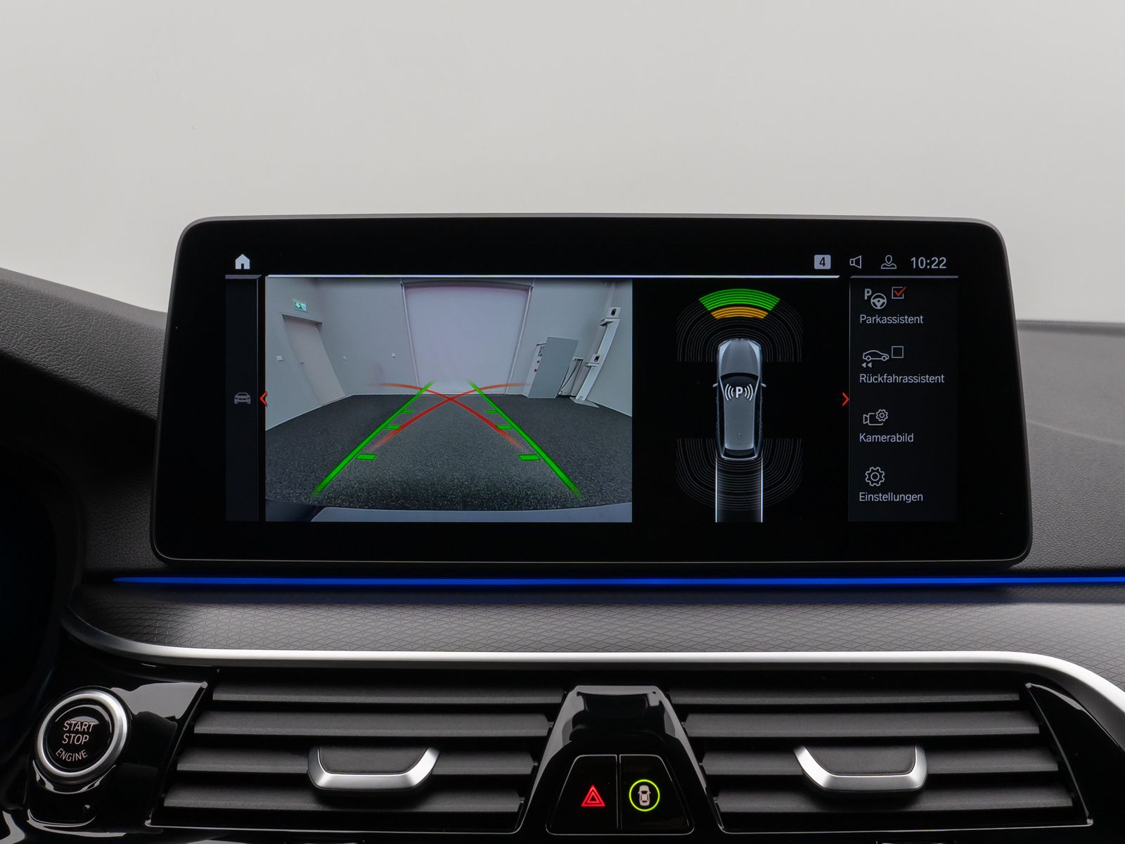 Fahrzeugabbildung BMW 530d xD M Sport Kamera Laser HUD DAB AHK Komfort