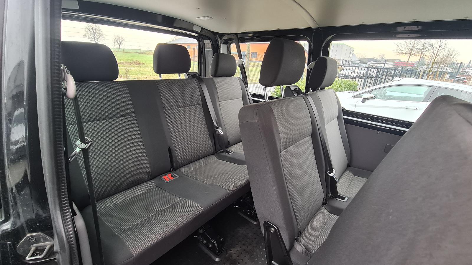 Volkswagen T6.1 Transporter Kombi 2.0 TDI -9.SITZER*NAVI-
