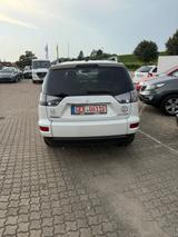 Mitsubishi Outlander Motion 4WD - Mitsubishi Outlander: Motion