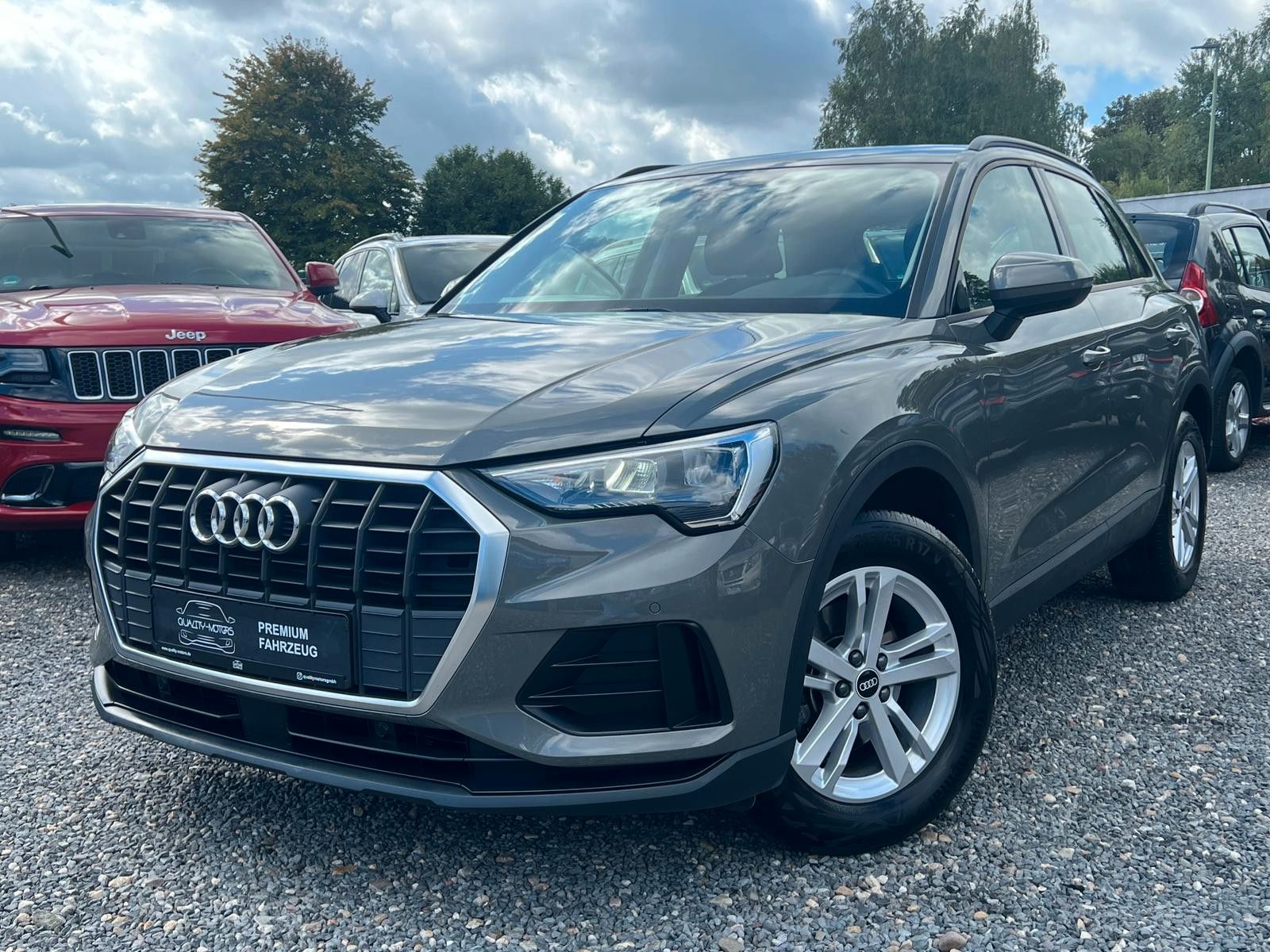 Audi Q3 - 1