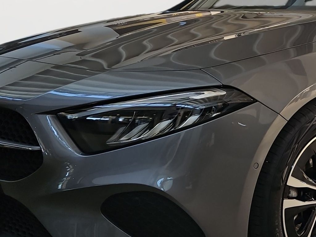 Fahrzeugabbildung Mercedes-Benz A 200 Progressive Navi LED SHZ SpurH KAM DAB