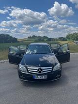 Mercedes-Benz C 180 KOMPRESSOR BlueEFFICIENCY - - Mercedes-Benz C 180: Kompressor Blueefficiency