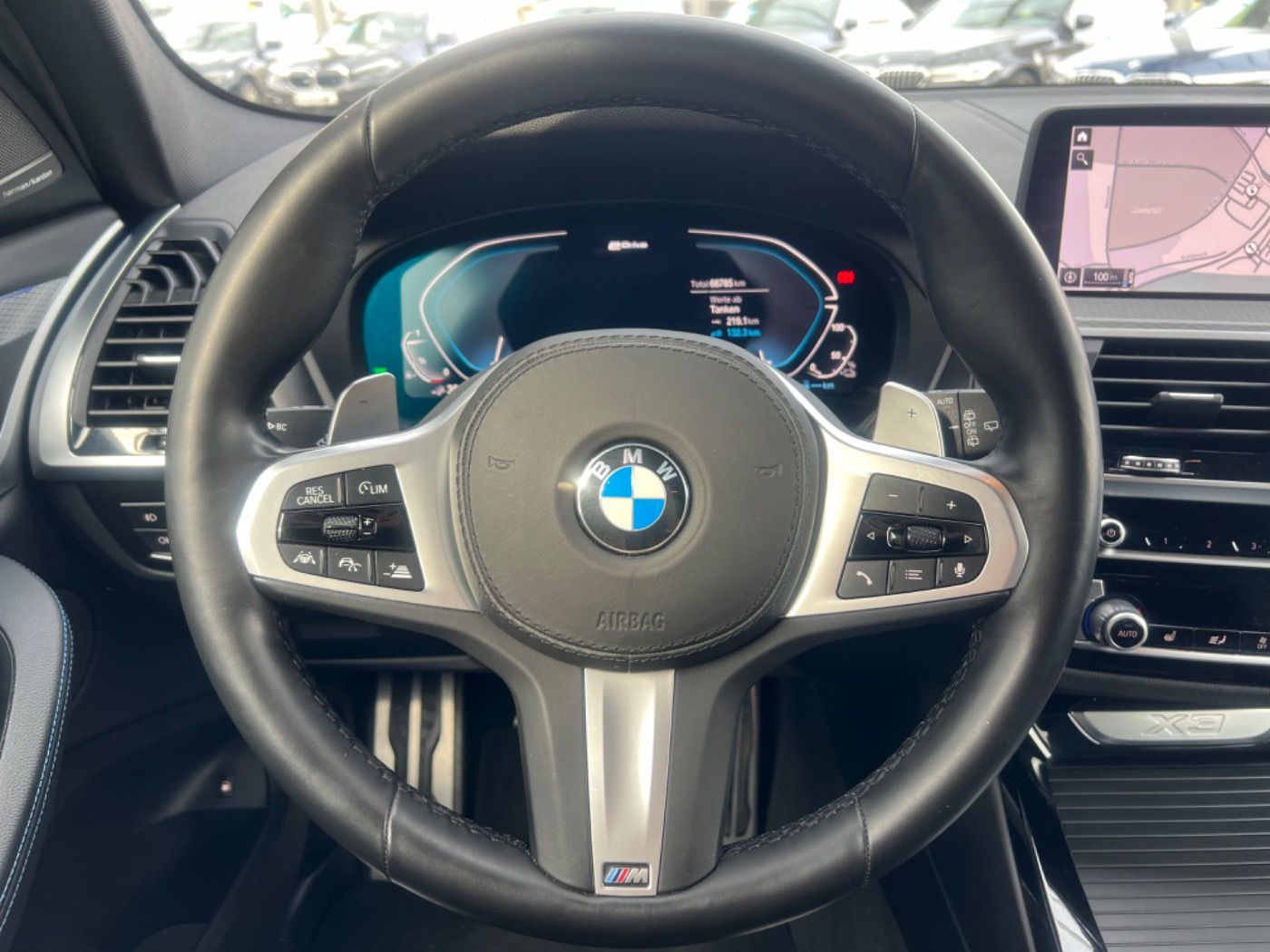 Fahrzeugabbildung BMW X3 xDrive30e M-Sport ACC/HUD/HK 2 JAHRE GARANTIE