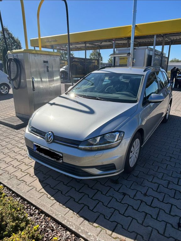 Image of Volkswagen Golf