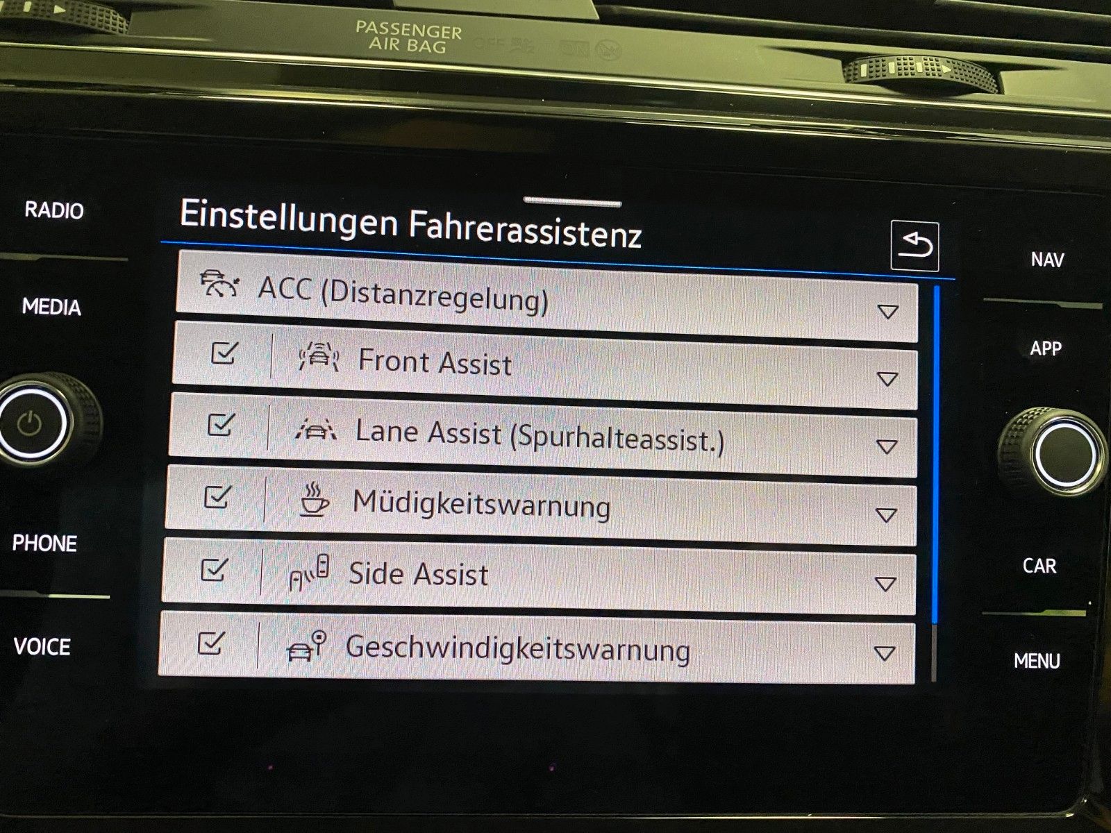 Fahrzeugabbildung Volkswagen Touran 1.5 TSI OPF DSG+ACC+NAVI+4J. GARANTIE+AHK