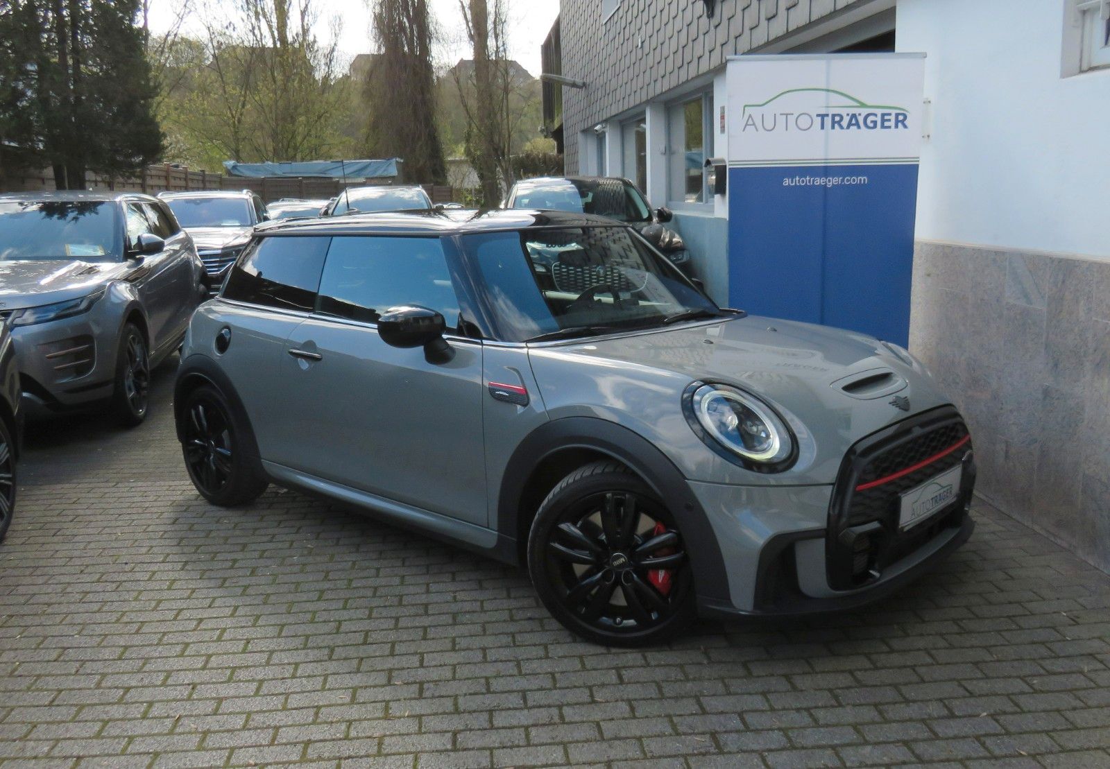 MINI John Cooper Works // Shz, R-kam, h/k, ACC