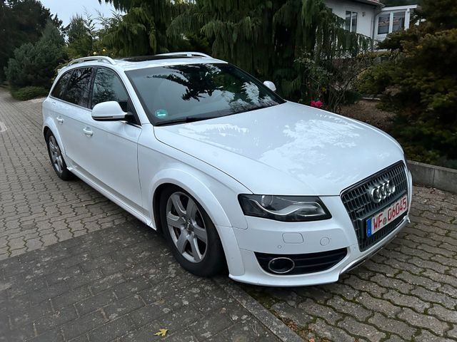 Audi A4 Allroad 3,0 TDI QUATTRO AUTOMATIK VOLLAUSSTAT