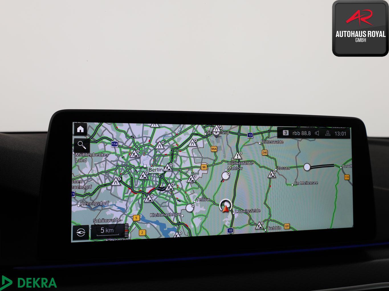 BMW 530 i T M SPORT LASER,STANDHZ,360°,AHK,ACC,PANO
