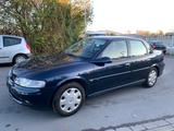 Opel Vectra 1.6 16V Automatik - Opel Vectra in Hamm
