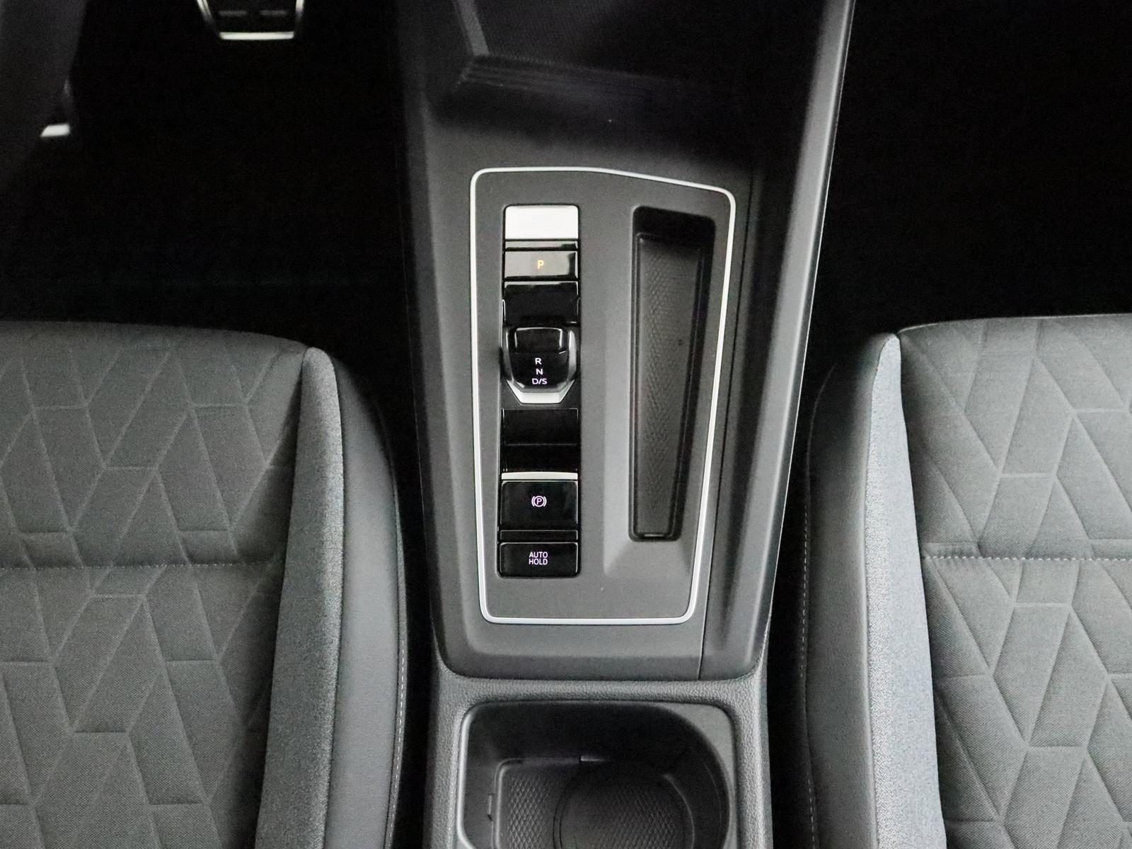 Volkswagen Golf VIII 1.5 eTSI Goal ACC KAMERA SHZ PDC KLIMA, миниатюра 13