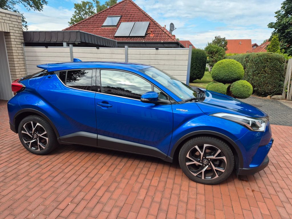 Image of Toyota C-HR