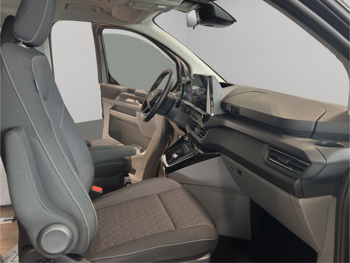 Fahrzeugabbildung Ford Nugget Camper Titanium Aufstelldach FWD