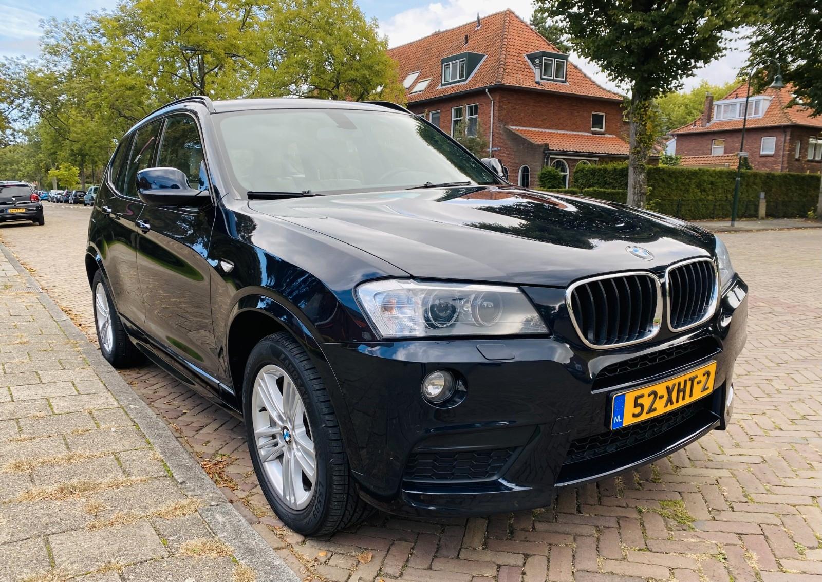 BMW X3 xDrive 20 i NAVI SCHECKHEFT BEIGE LEDER ALU
