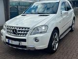 Mercedes-Benz ML 300 4MATIC | Leder | AMG-... - Mercedes-Benz ML 300 von privat