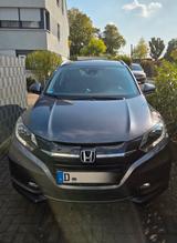Honda HR-V 1.5 i-VTEC Executive CVT Executive - Honda Gebrauchtwagen in Düsseldorf