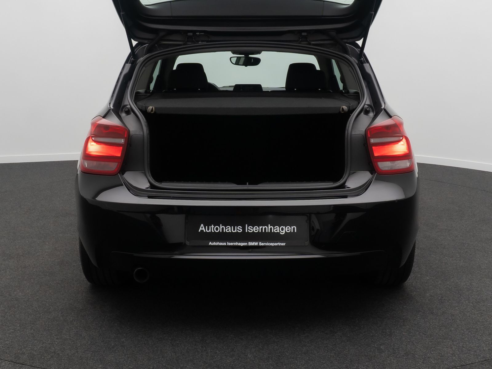 Fahrzeugabbildung BMW 116i Aut NaviBusiness Sitzheizung Freisprecheinr