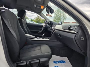 BMW 320 - 11