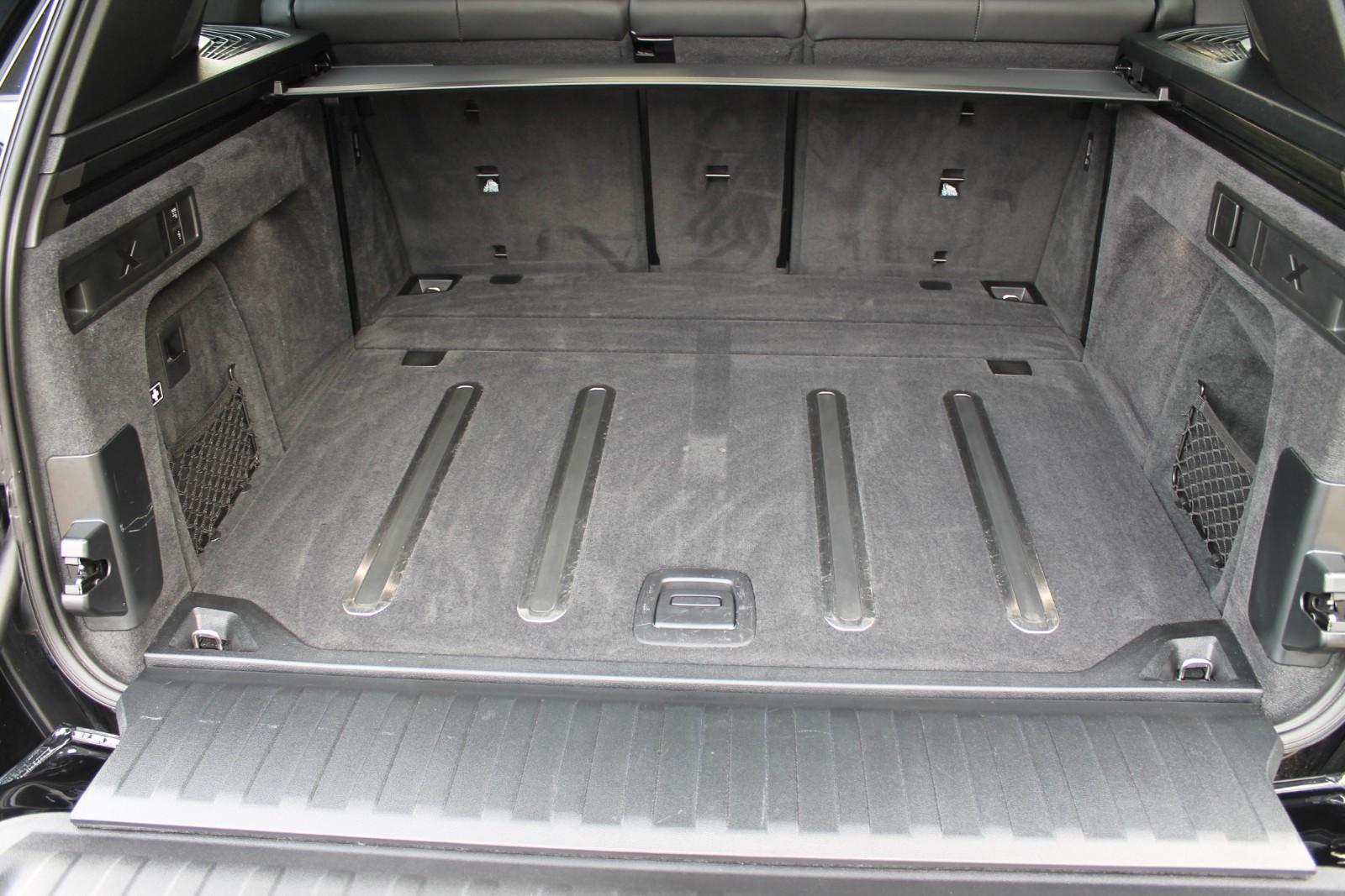 BMW X5 M60i xDrive M SPORT STANDH MASSAGE 360° VOLL