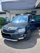 Skoda Yeti Elegance DSG Panorama, AHK, Nav... - Skoda Yeti: Skod