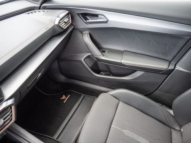 Formentor VZ 2.0 TSI 4Drive KAMERA NAVI ACC LED