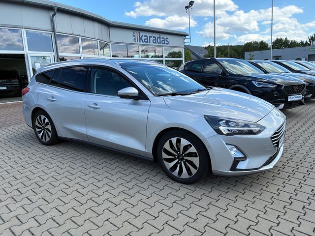 Fahrzeugabbildung Ford Focus 2,0 EcoBlue Turnier >AHK/Standheiz/PANO