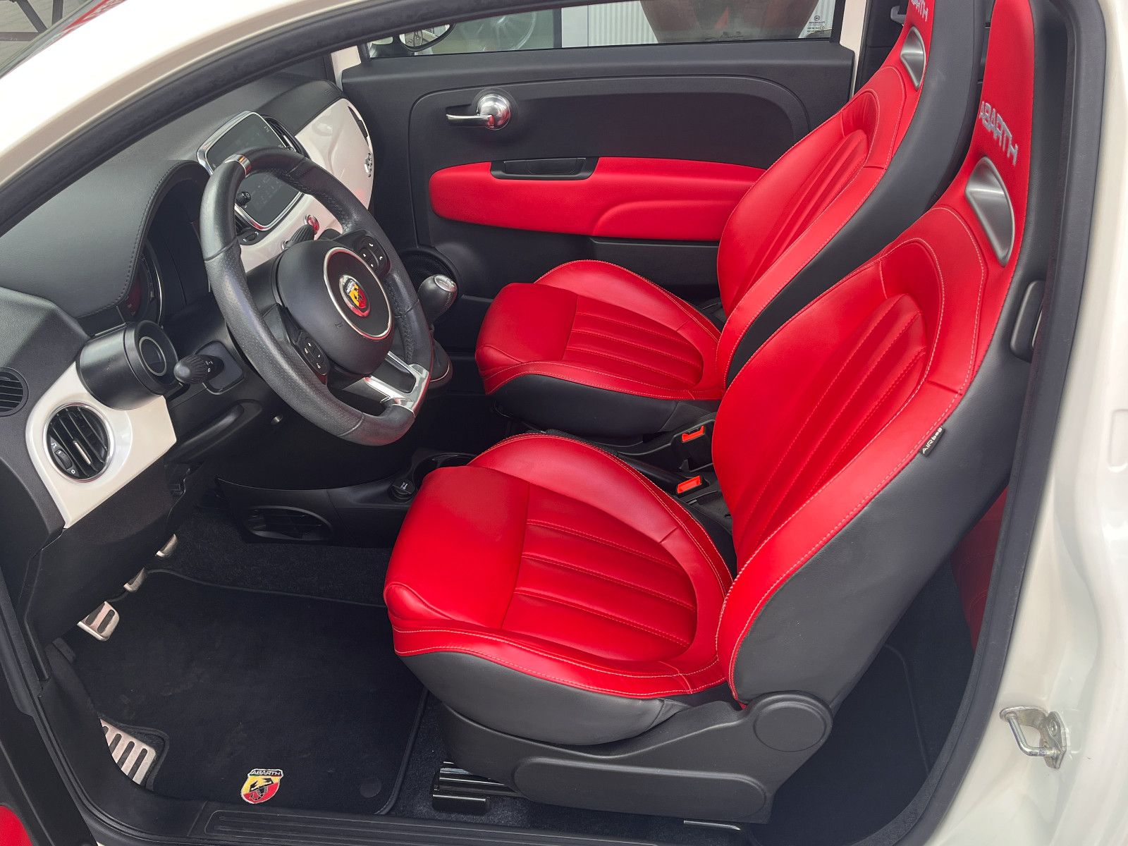 Fahrzeugabbildung Abarth 595C 1.4 Turbo