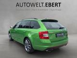 Skoda Octavia 2.0 TSI RS DSG/PANO-DACH/CANTON/AHK/SHZ/ - Skoda Octavia: Grün, RS