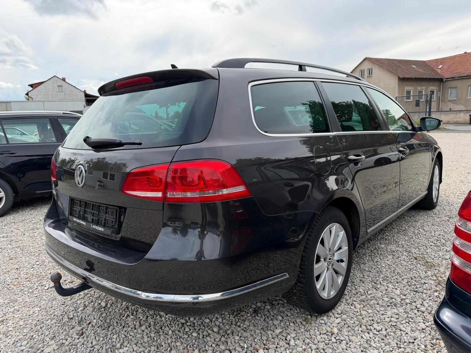 Volkswagen Passat 2011 — photo 6