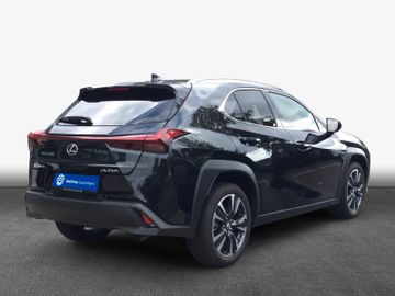 Lexus UX - 4