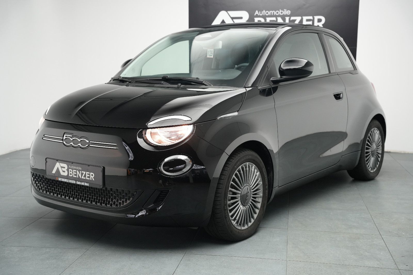 Fahrzeugabbildung Fiat 500e Icon *Navigation*Klima*Alexa*TOP