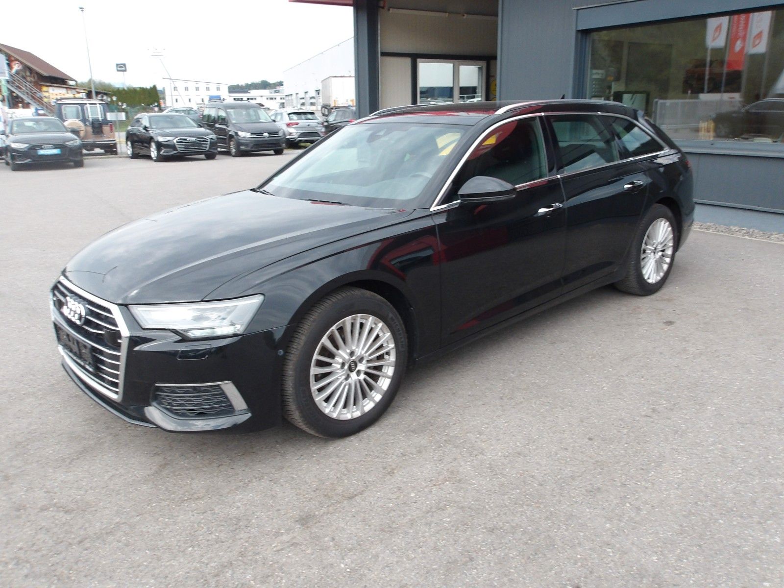 Audi A6 Avant 40 TDI design "SD,Kamera" EXP € 19990.-