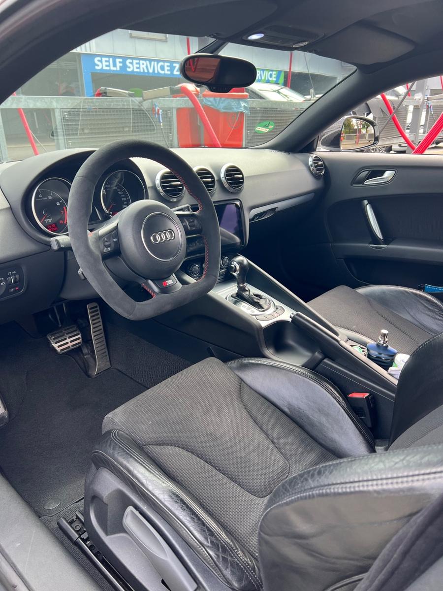 Audi TT 8J 2.0 TFSI S tronic S-line | TTS Optik 
