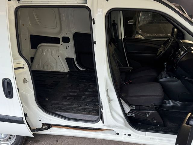 OPEL Combo Combo D Kasten 1.4l L1H1 2,2t*ERST 68TKM*AHK*TÜV - Bild 11