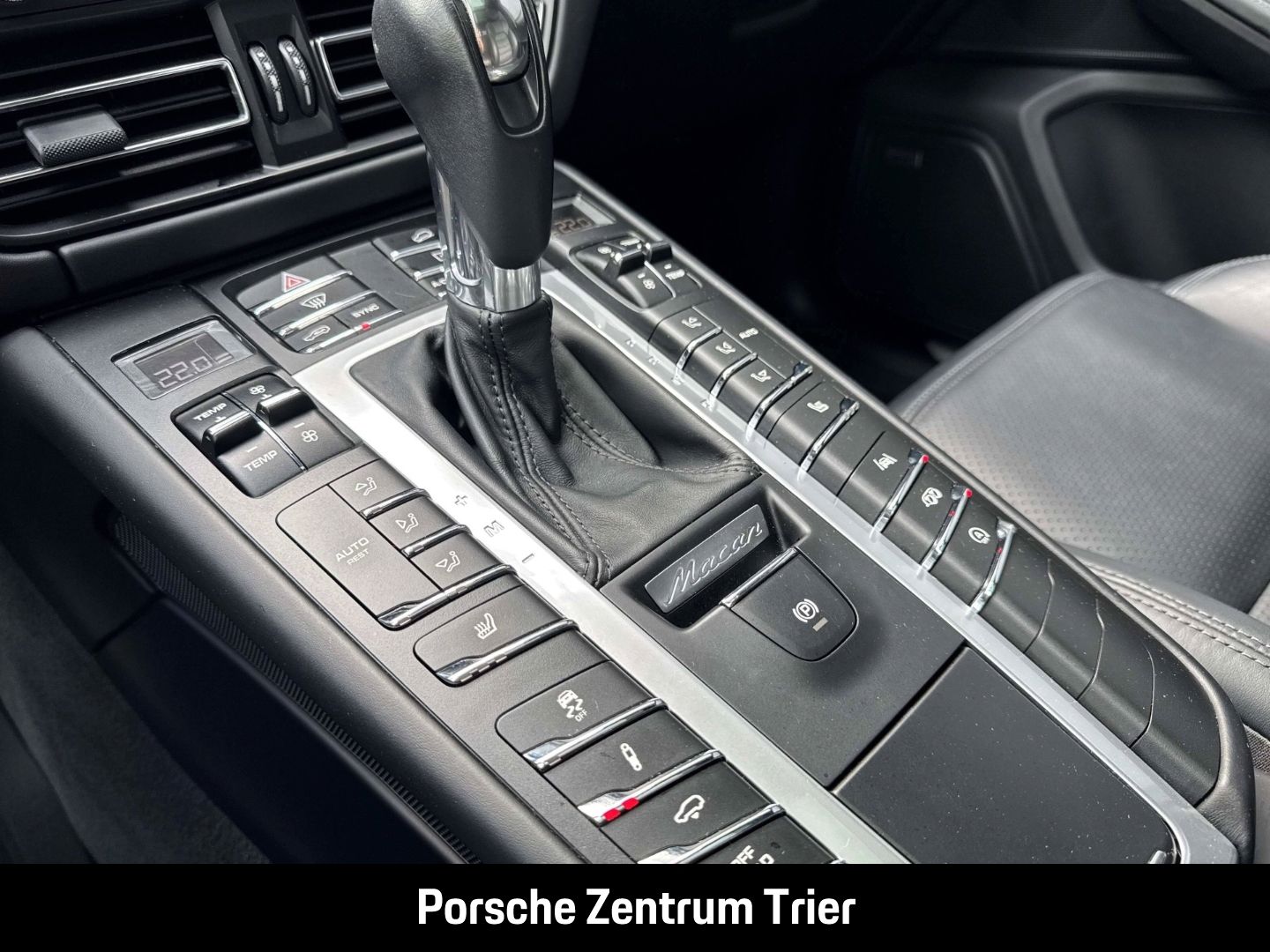 Porsche Macan Turbo Sportabgasanlage Surround-View PASM foto 22